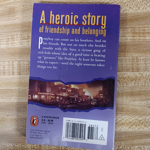 The Outsiders by S.E. Hinton (1997) Paperback Book Puffin Books Vintage Used - Picture 2 of 8